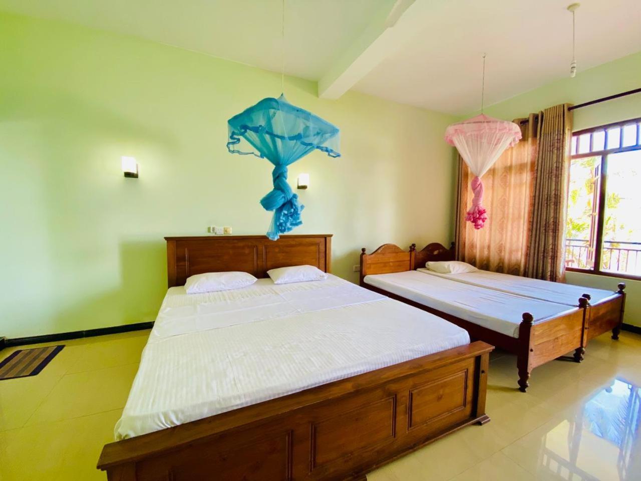 Hotel Tk Green Garden Matara Exterior photo