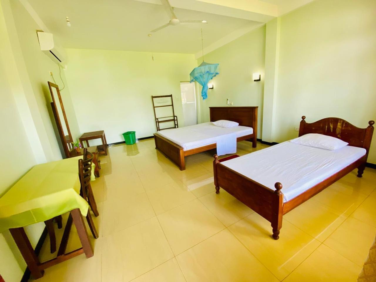 Hotel Tk Green Garden Matara Exterior photo