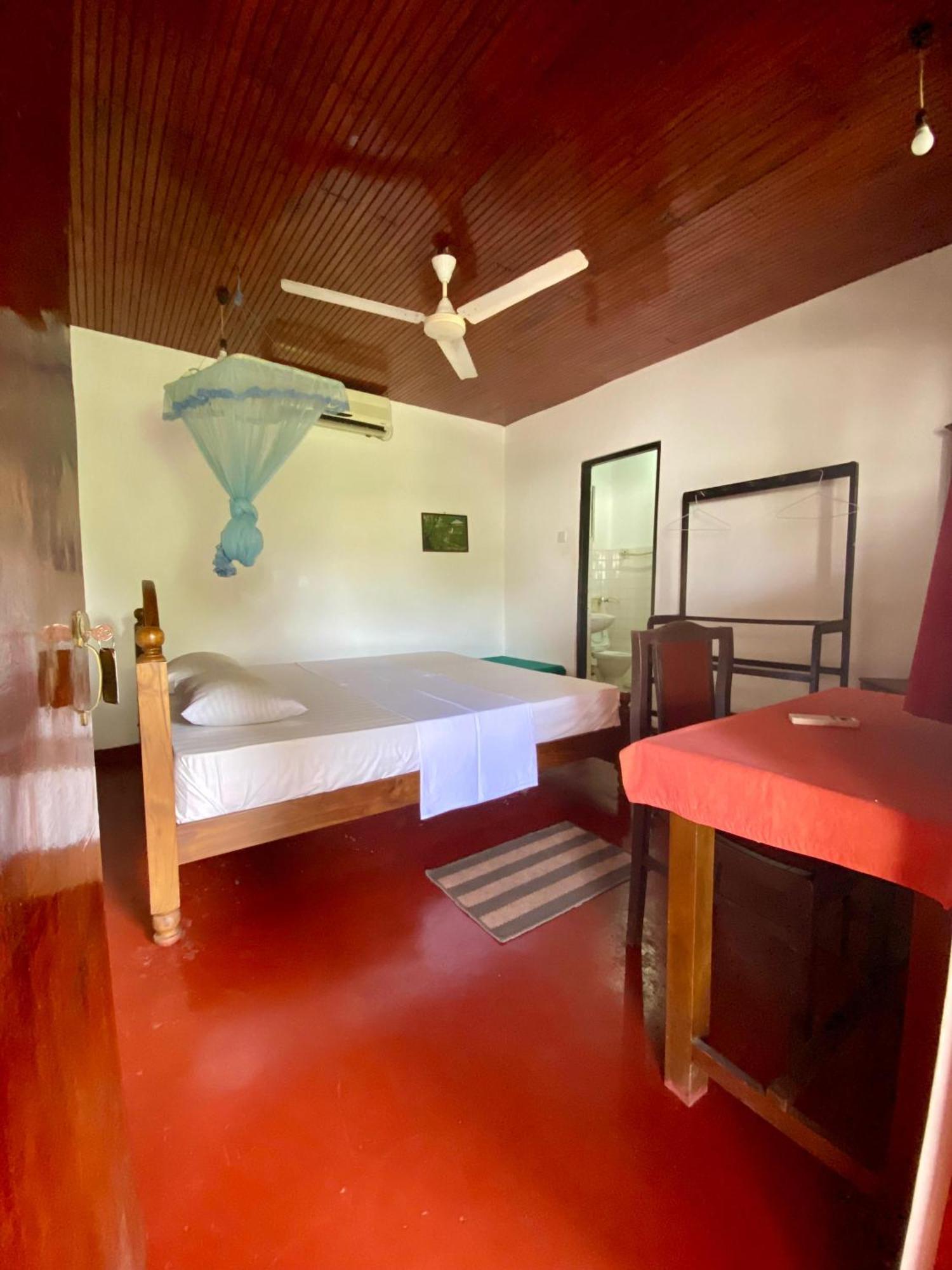 Hotel Tk Green Garden Matara Exterior photo